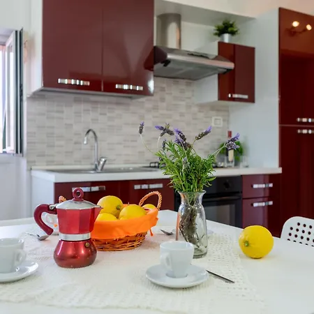 Appartement Giulia By Interhome